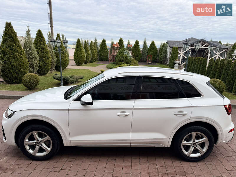 Позашляховик / Кросовер Audi Q5 2020 в Стрию