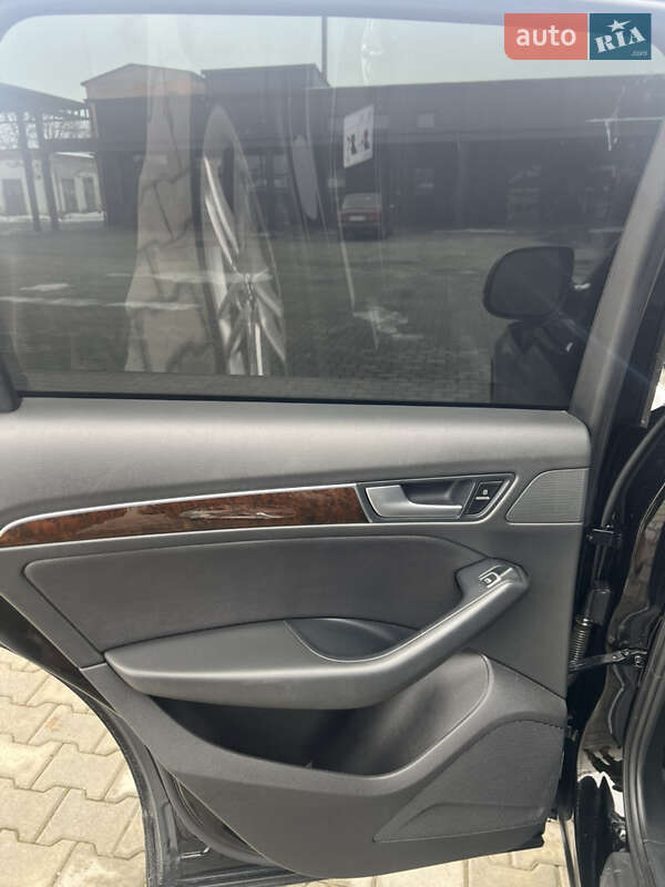Позашляховик / Кросовер Audi Q5 2015 в Нововолинську фото 28 Позашляховик / Кросовер Audi Q5 2015 в Нововолинську