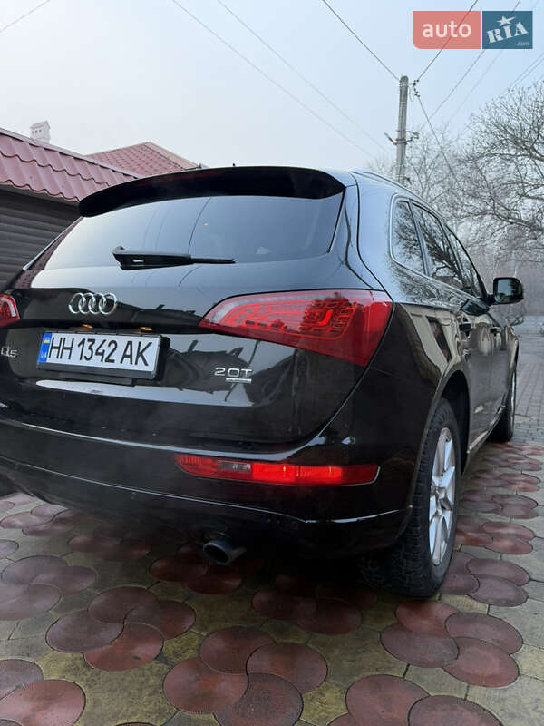 Позашляховик / Кросовер Audi Q5 2011 в Одесі