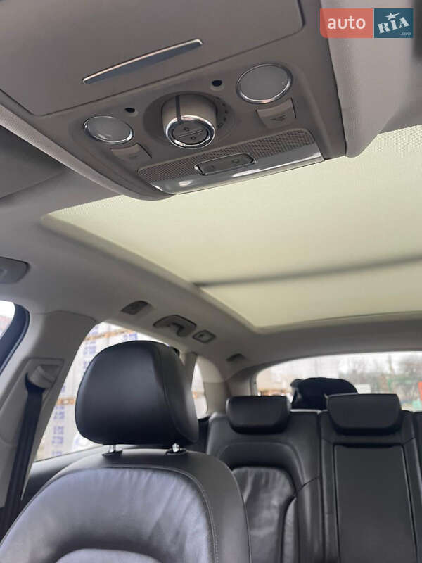 Позашляховик / Кросовер Audi Q5 2009 в Кам'янець-Подільському фото 11 Позашляховик / Кросовер Audi Q5 2009 в Кам'янець-Подільському