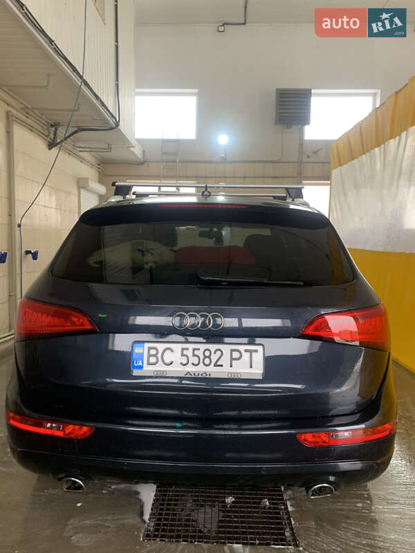 Позашляховик / Кросовер Audi Q5 2015 в Львові