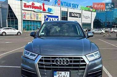 Внедорожник / Кроссовер Audi Q5 2017 в Золочеве