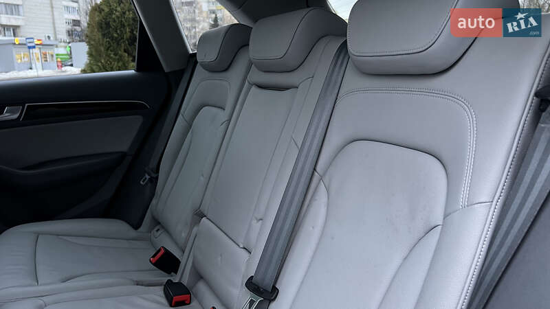 Внедорожник / Кроссовер Audi Q5 2015 в Львове