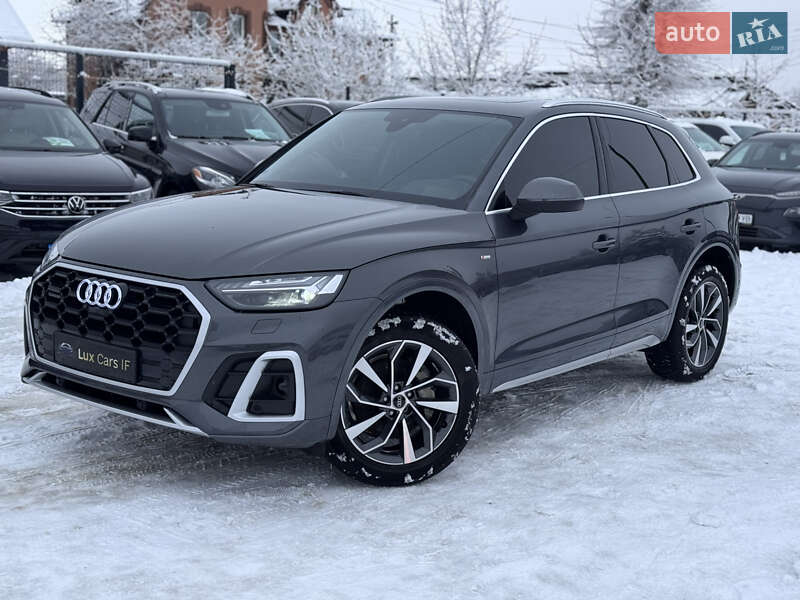 Позашляховик / Кросовер Audi Q5 2023 в Івано-Франківську