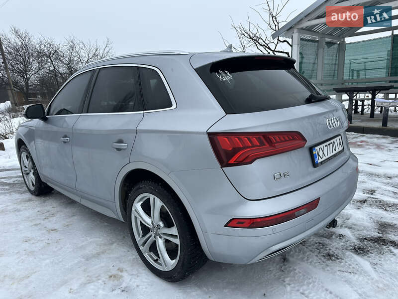 Позашляховик / Кросовер Audi Q5 2018 в Харкові