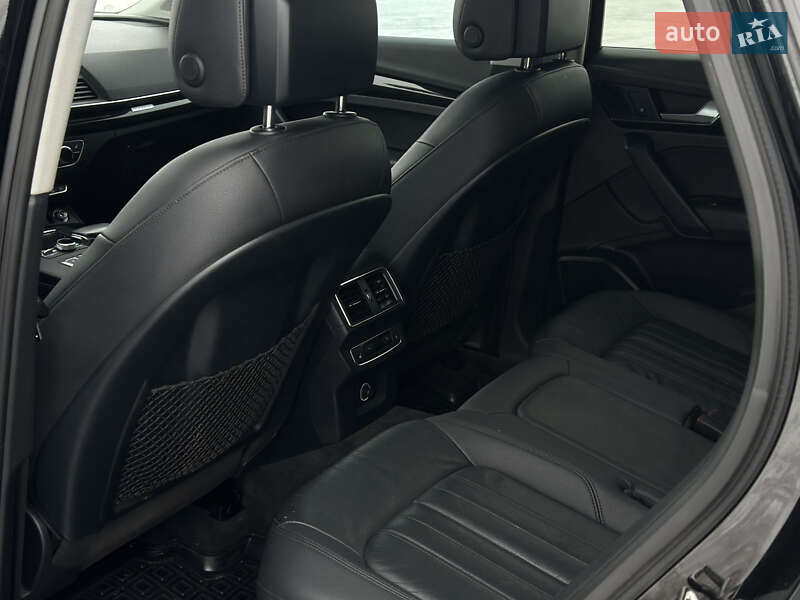 Внедорожник / Кроссовер Audi Q5 2018 в Виннице