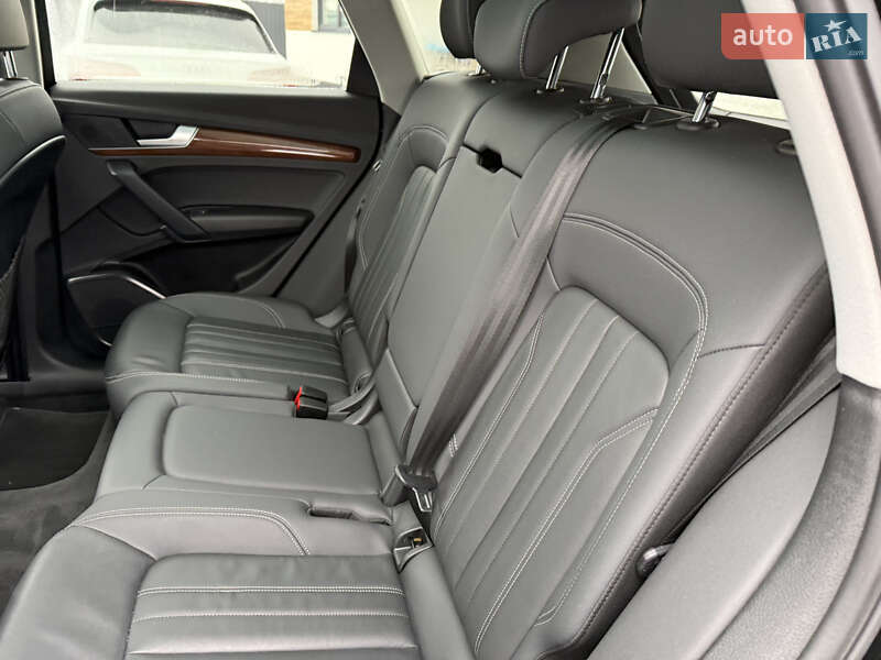 Позашляховик / Кросовер Audi Q5 2020 в Стрию