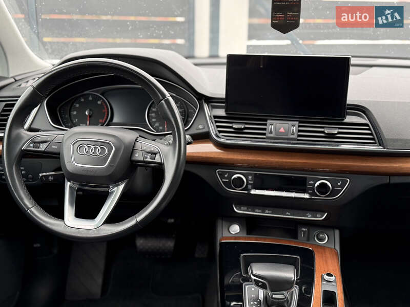 Позашляховик / Кросовер Audi Q5 2020 в Стрию