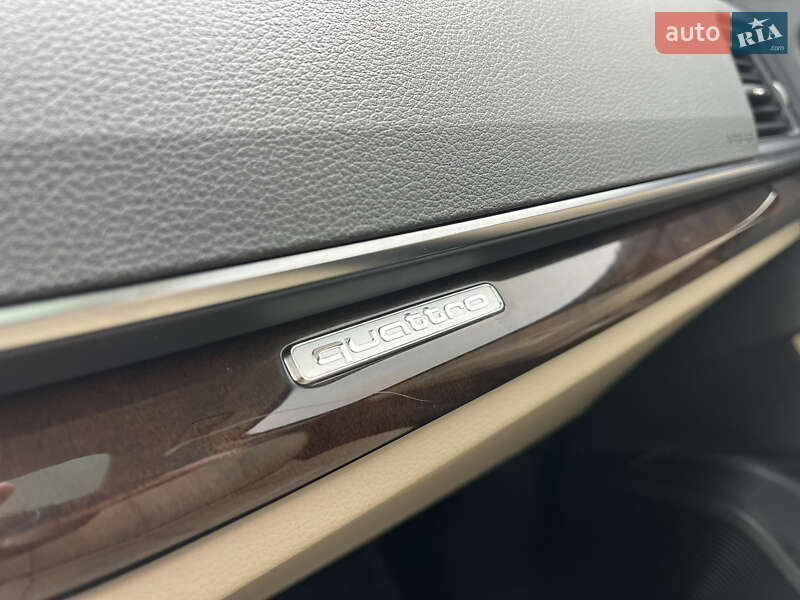 Позашляховик / Кросовер Audi Q5 2018 в Львові