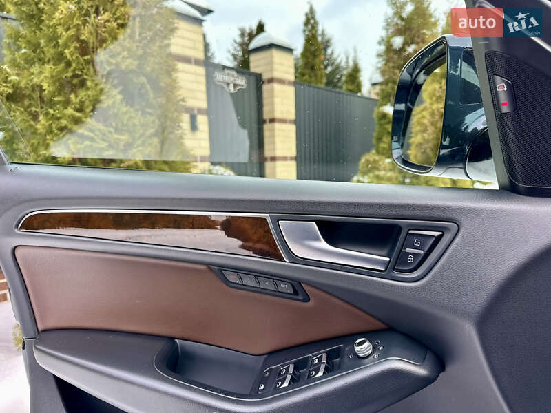 Позашляховик / Кросовер Audi Q5 2015 в Києві