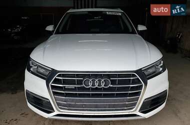 Внедорожник / Кроссовер Audi Q5 2020 в Киеве