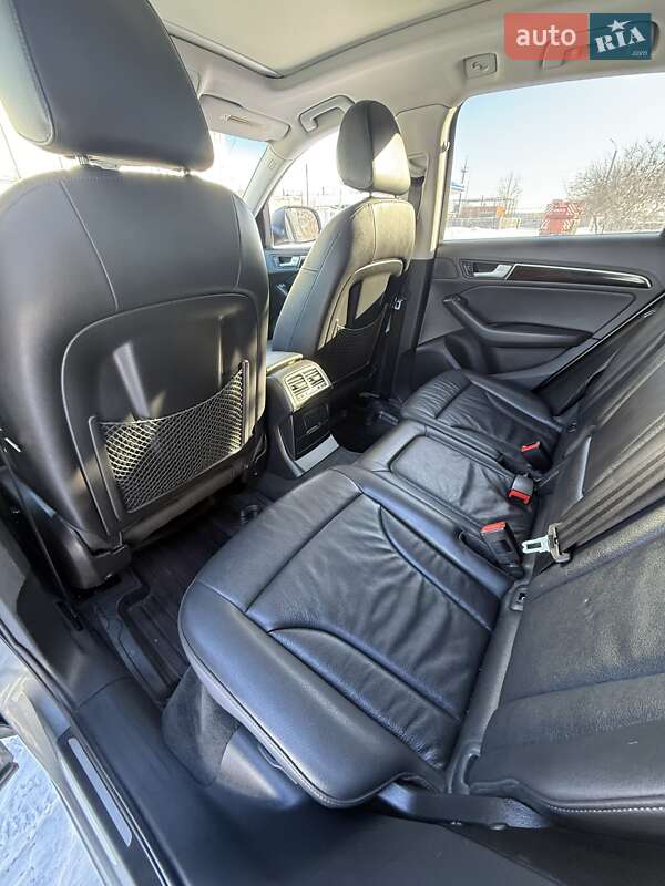 Внедорожник / Кроссовер Audi Q5 2013 в Сумах