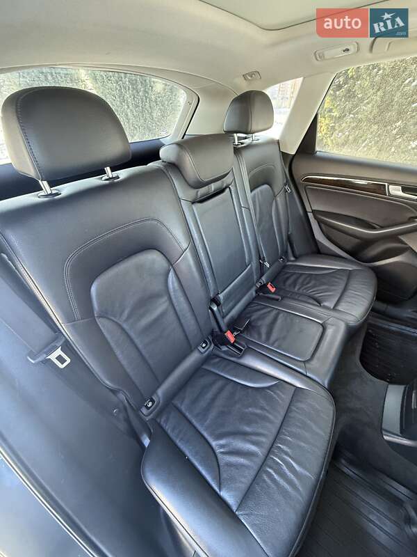 Внедорожник / Кроссовер Audi Q5 2013 в Сумах