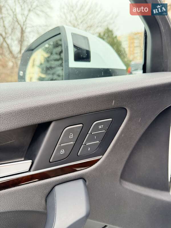 Позашляховик / Кросовер Audi Q5 2018 в Одесі