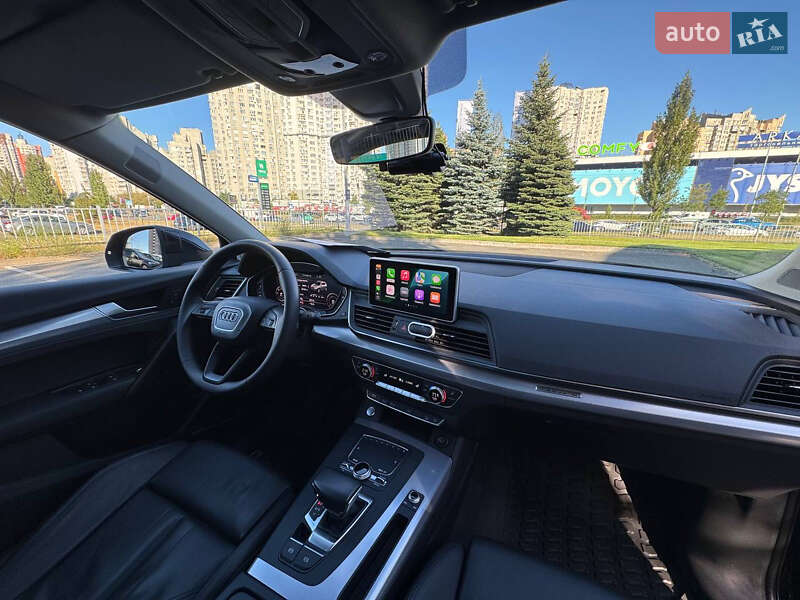 Позашляховик / Кросовер Audi Q5 2016 в Києві