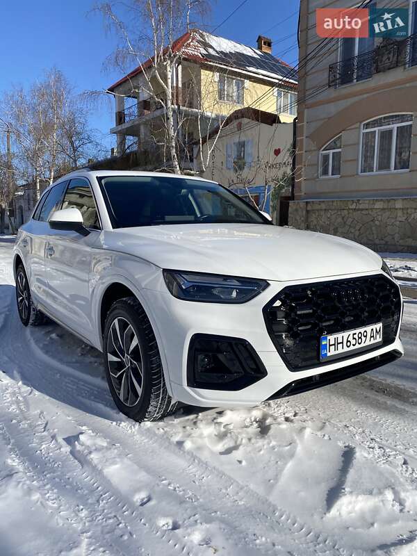 Позашляховик / Кросовер Audi Q5 2022 в Одесі