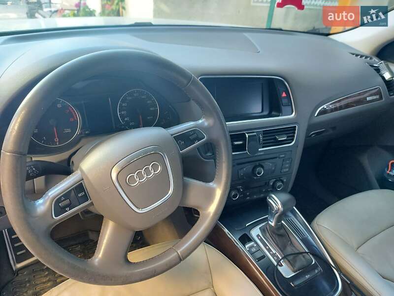 Позашляховик / Кросовер Audi Q5 2010 в Мукачевому фото 3 Позашляховик / Кросовер Audi Q5 2010 в Мукачевому