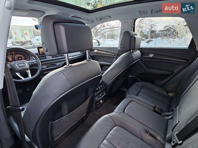 Внедорожник / Кроссовер Audi Q5 2020 в Львове фото 22 Внедорожник / Кроссовер Audi Q5 2020 в Львове