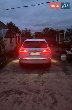 Внедорожник / Кроссовер Audi Q5 2014 в Великой Александровке