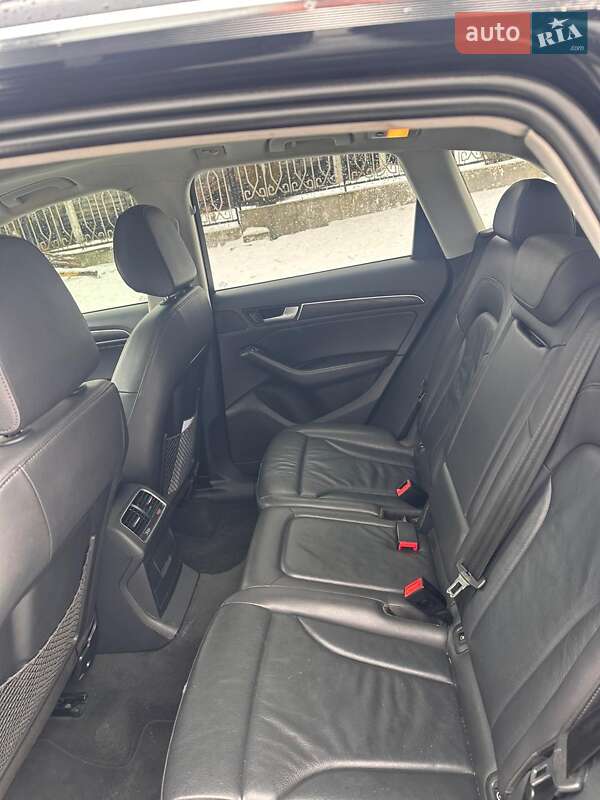 Внедорожник / Кроссовер Audi Q5 2016 в Киеве