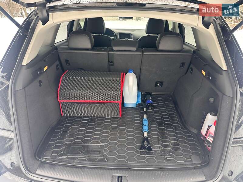 Внедорожник / Кроссовер Audi Q5 2016 в Киеве