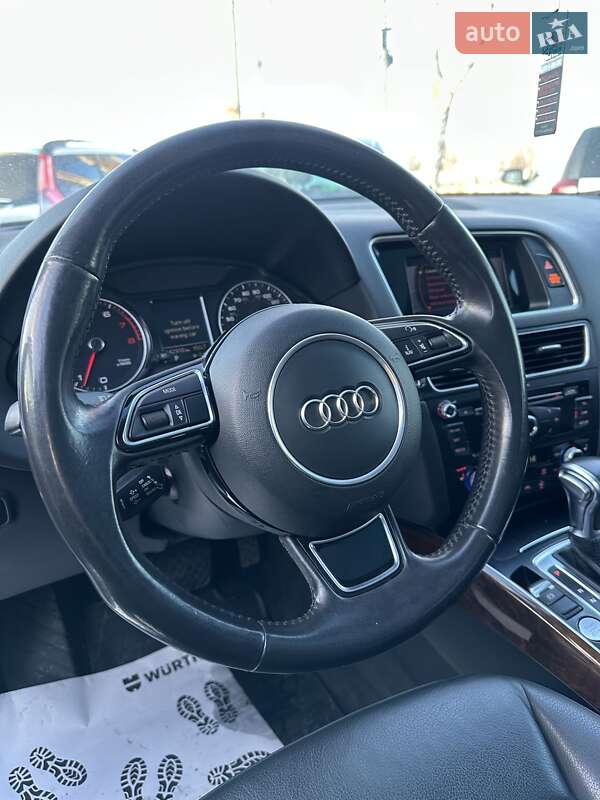 Внедорожник / Кроссовер Audi Q5 2015 в Смеле