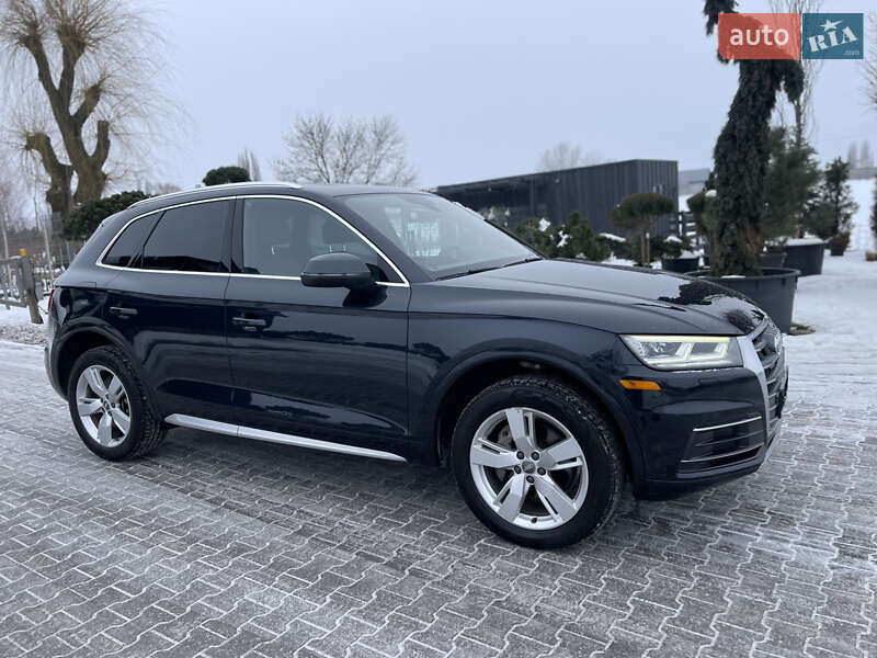 Внедорожник / Кроссовер Audi Q5 2018 в Луцке фото 5 Внедорожник / Кроссовер Audi Q5 2018 в Луцке