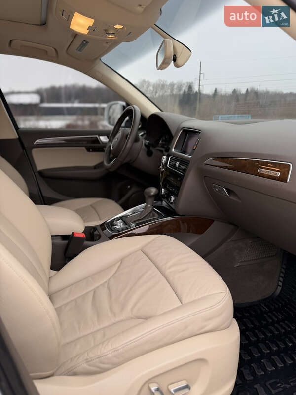 Позашляховик / Кросовер Audi Q5 2015 в Шепетівці