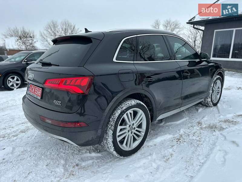 Внедорожник / Кроссовер Audi Q5 2018 в Казатине