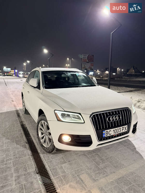 Позашляховик / Кросовер Audi Q5 2014 в Луцьку