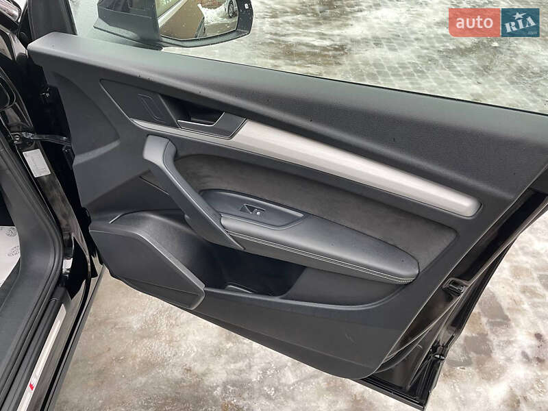 Внедорожник / Кроссовер Audi Q5 2018 в Черновцах