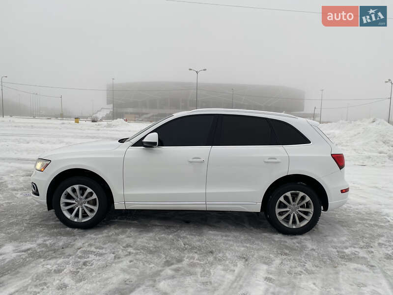 Позашляховик / Кросовер Audi Q5 2013 в Львові