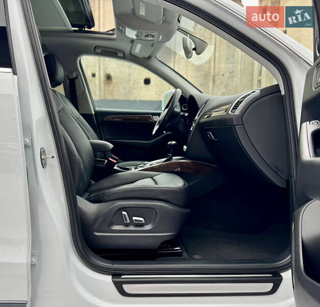 Внедорожник / Кроссовер Audi Q5 2016 в Дубно