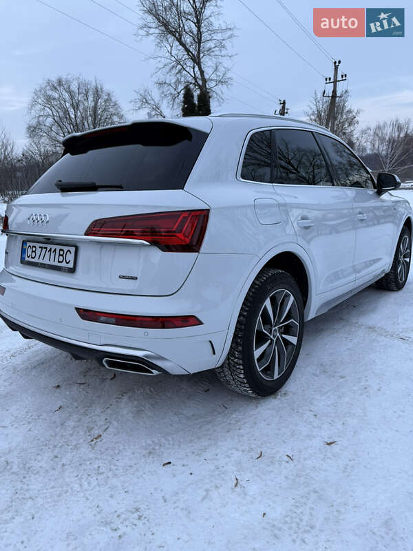 Позашляховик / Кросовер Audi Q5 2023 в Прилуках фото 10 Позашляховик / Кросовер Audi Q5 2023 в Прилуках