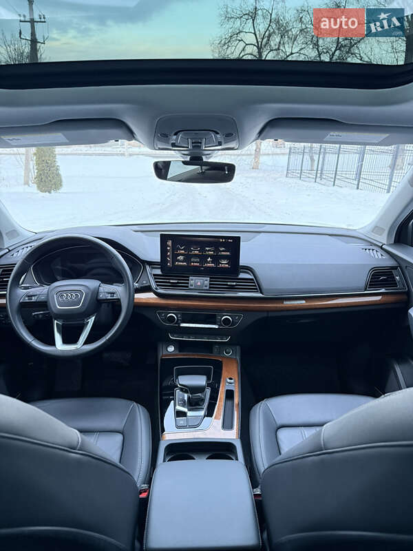 Позашляховик / Кросовер Audi Q5 2023 в Прилуках фото 24 Позашляховик / Кросовер Audi Q5 2023 в Прилуках