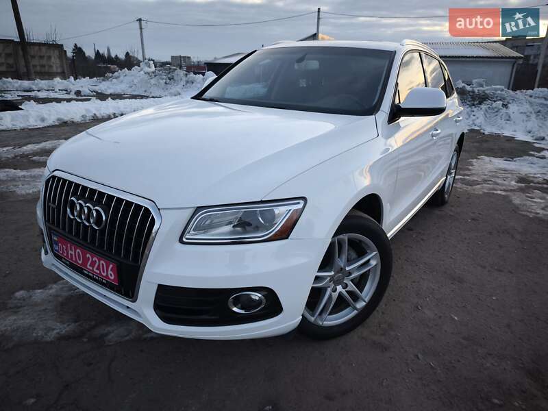 Позашляховик / Кросовер Audi Q5 2016 в Луцьку