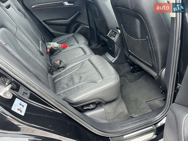 Позашляховик / Кросовер Audi Q5 2012 в Володимирі