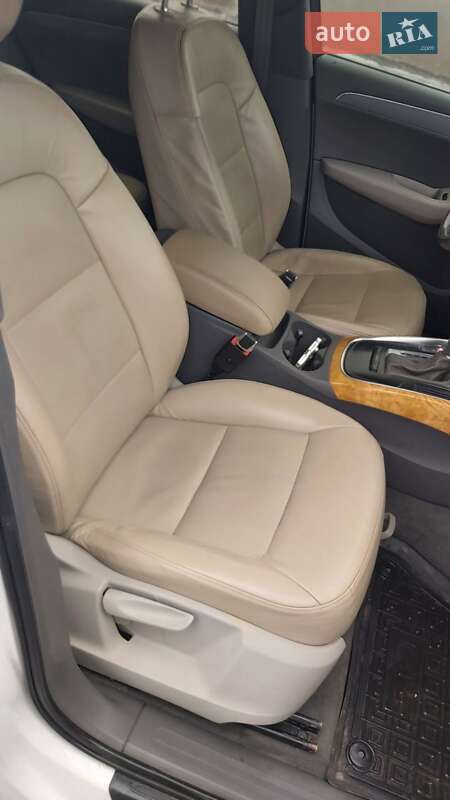 Позашляховик / Кросовер Audi Q5 2010 в Запоріжжі