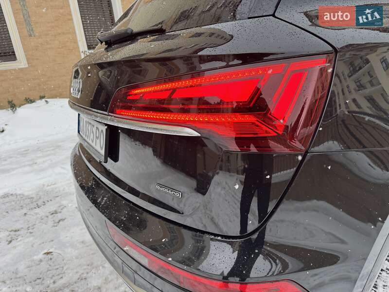 Внедорожник / Кроссовер Audi Q5 2020 в Киеве