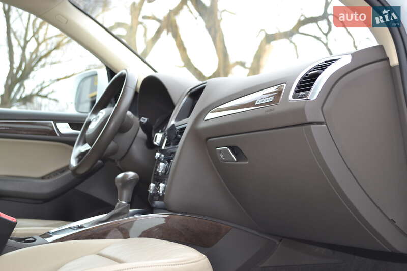 Позашляховик / Кросовер Audi Q5 2015 в Дрогобичі