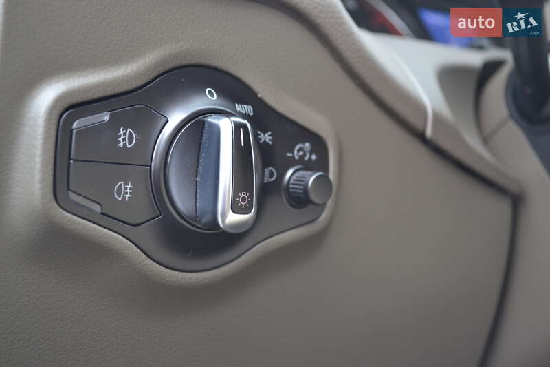 Позашляховик / Кросовер Audi Q5 2015 в Дрогобичі