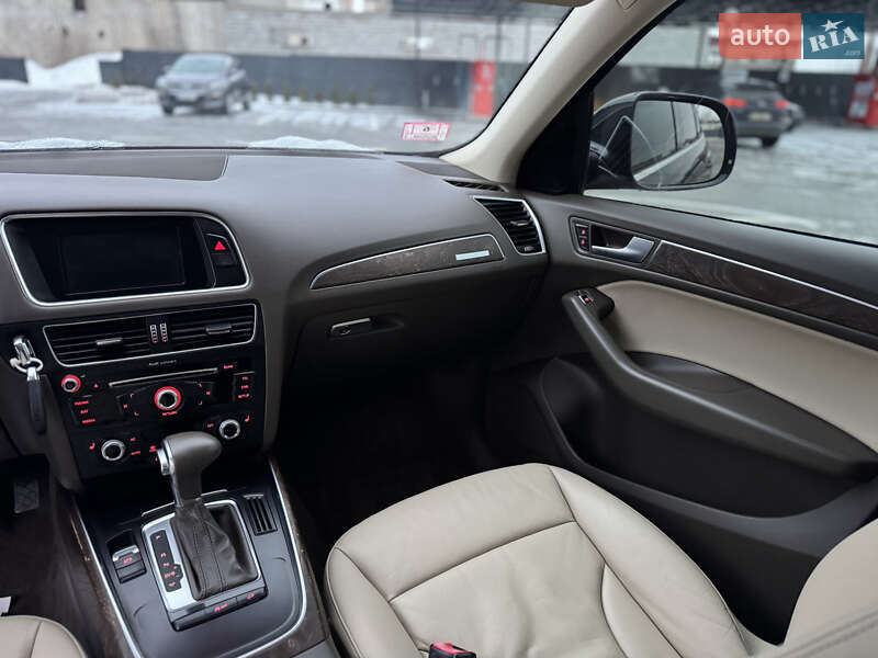 Позашляховик / Кросовер Audi Q5 2014 в Дубні