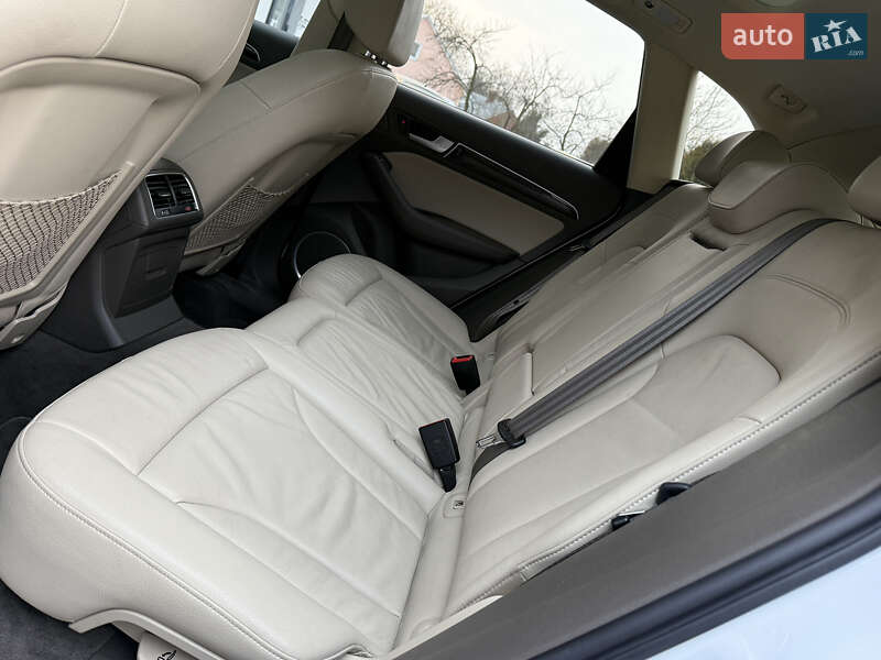 Позашляховик / Кросовер Audi Q5 2015 в Дрогобичі