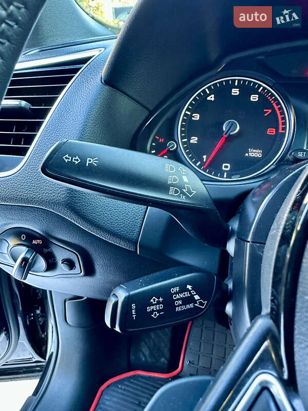 Позашляховик / Кросовер Audi Q5 2015 в Києві