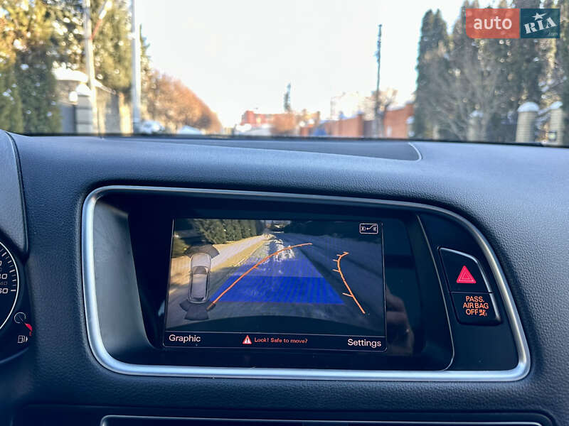 Позашляховик / Кросовер Audi Q5 2015 в Києві