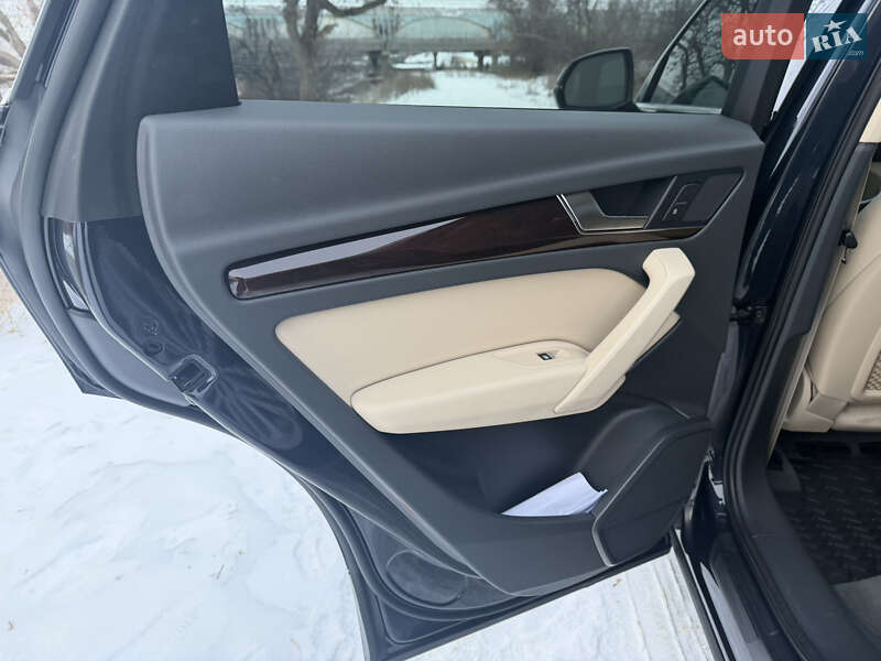 Внедорожник / Кроссовер Audi Q5 2018 в Харькове фото 21 Внедорожник / Кроссовер Audi Q5 2018 в Харькове