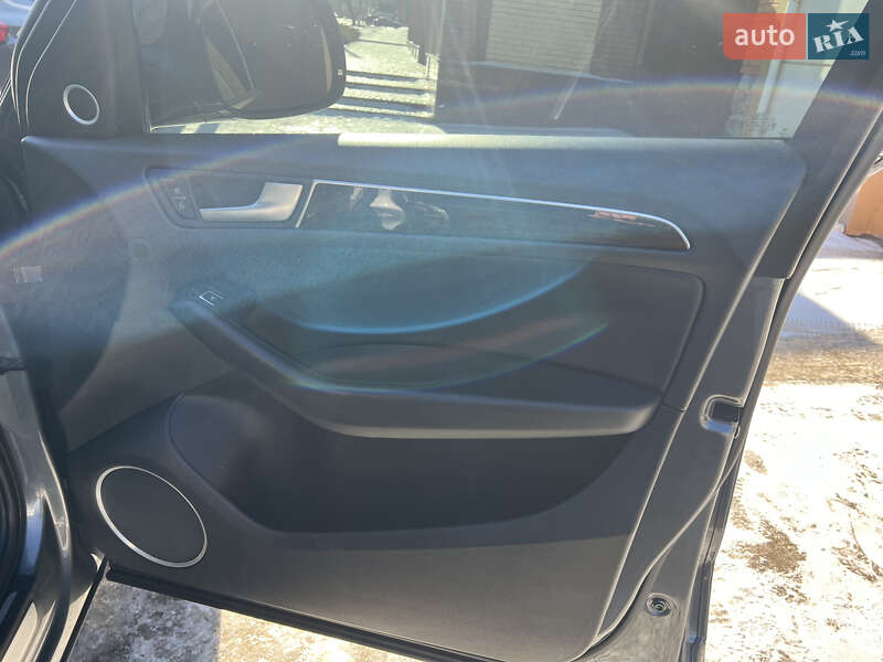 Внедорожник / Кроссовер Audi Q5 2015 в Кропивницком