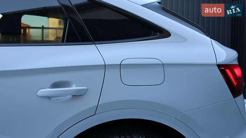Внедорожник / Кроссовер Audi Q5 2022 в Луцке фото 18 Внедорожник / Кроссовер Audi Q5 2022 в Луцке
