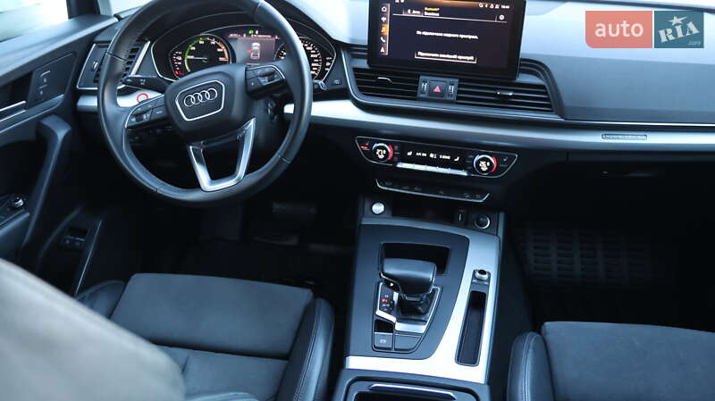 Внедорожник / Кроссовер Audi Q5 2022 в Луцке фото 23 Внедорожник / Кроссовер Audi Q5 2022 в Луцке