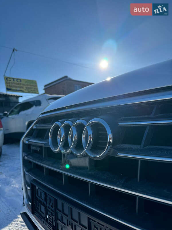 Внедорожник / Кроссовер Audi Q5 2018 в Киеве